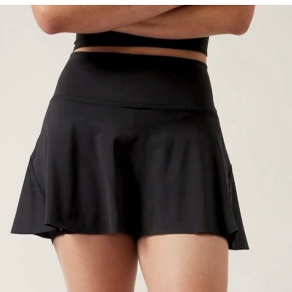 Athleta Pants - Athleta Women Black Ace Tennis Skirt 13.5 Length Built In Shorts XS